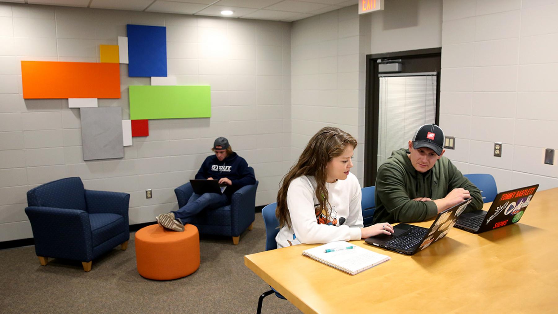 Study lounge at the Weidner Center open for students - UW Stout IREM ...